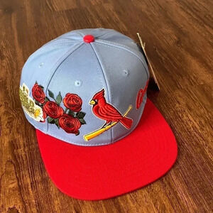 St Louis Cardinals Baseball Cap Snap Back 2011 World Series New